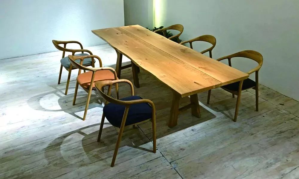 赴一场春天的约会|韩国设计师原创品牌GAINLIVING-家人亮相德克德家