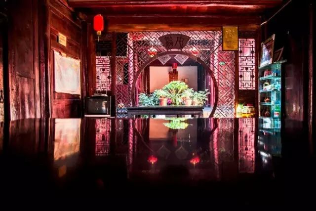 四川有座紫色小城，5月比美澳洲，比大理更多情