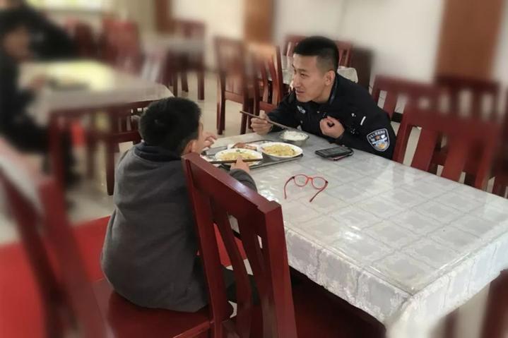 三个小故事,三个小故事简短