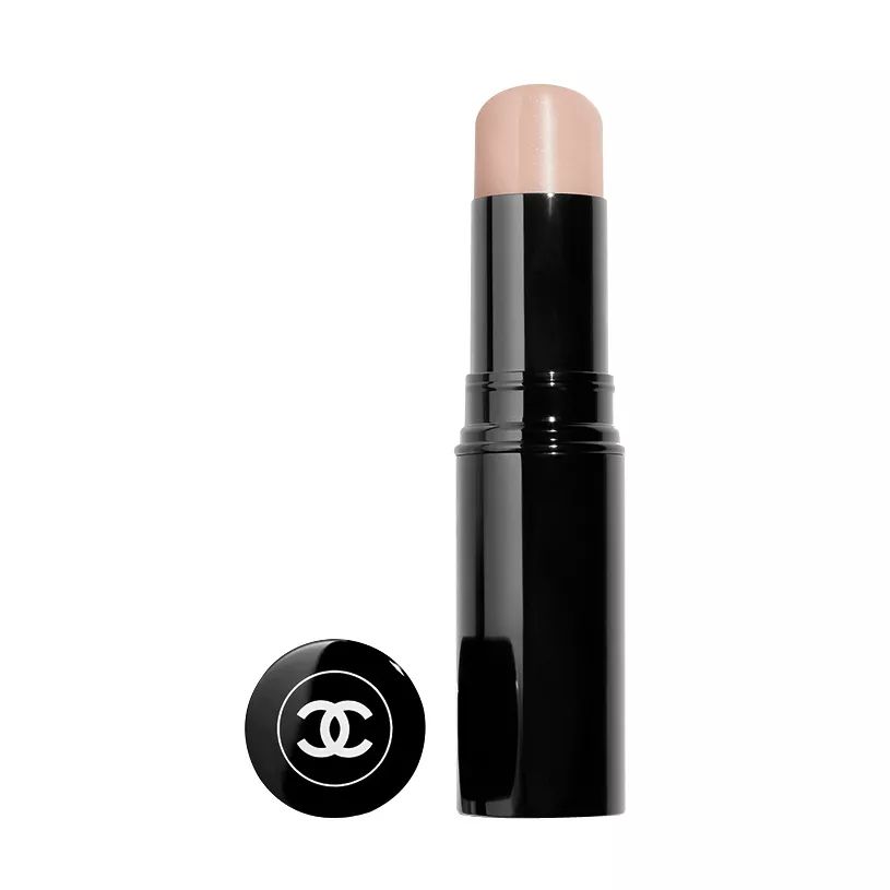 尖叫美妆|高光让人精神、精致、精力充沛，而且能照亮方圆几里