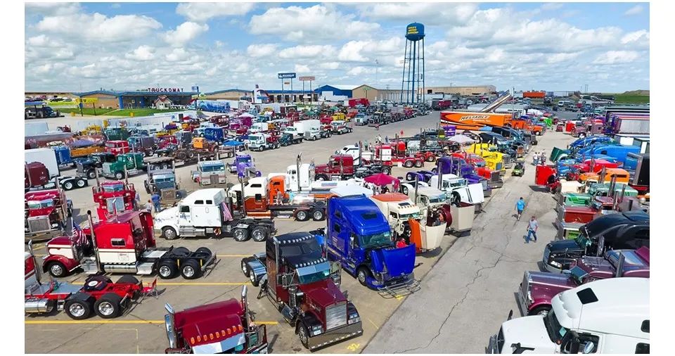 看直播卡车司机,卡车司机路上直播