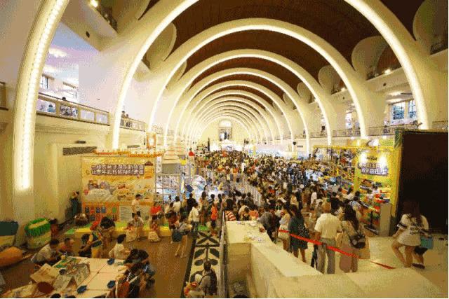 100个亲子互动游乐项目,100多平米的亲子游乐场