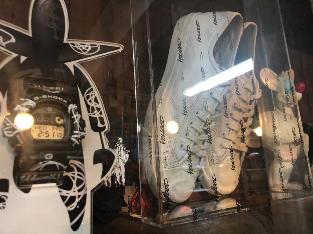 曼谷球鞋图片大全,泰国曼谷球鞋实体店