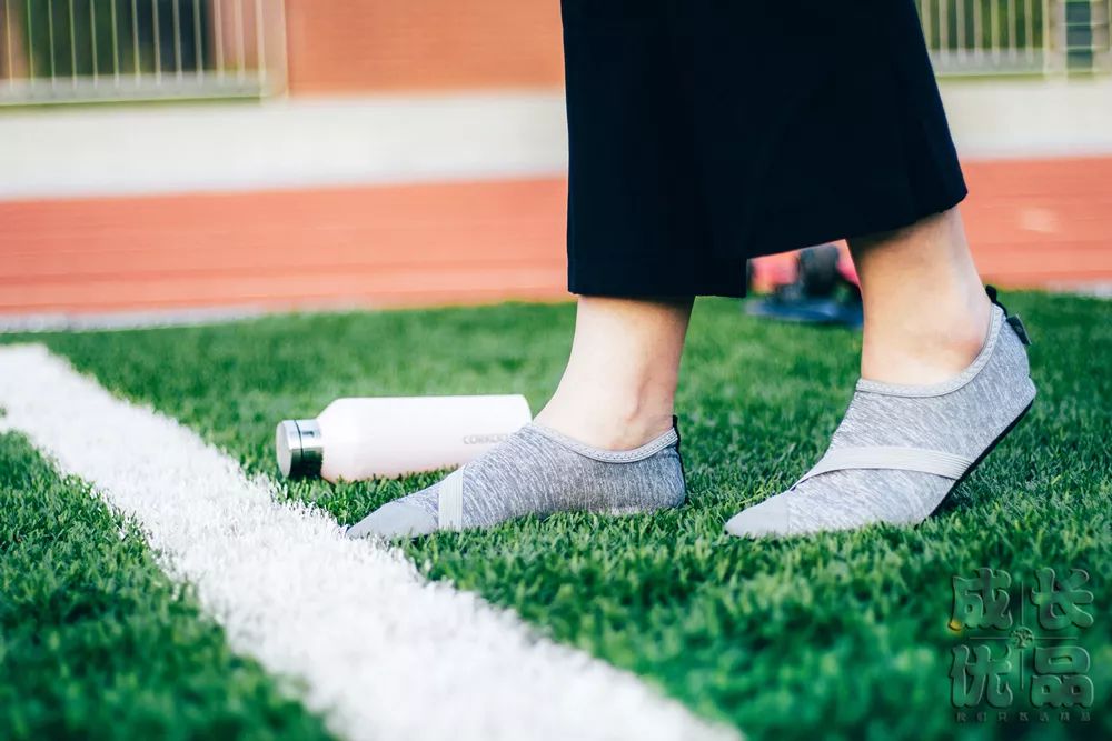 好鞋推荐超轻软底不累脚,超轻不累脚的鞋