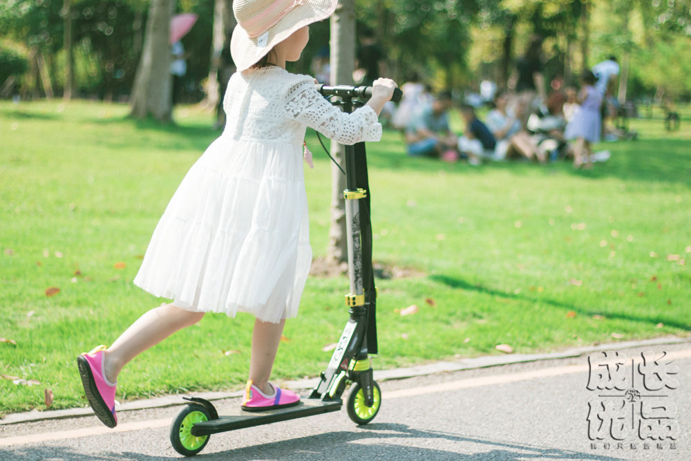 好鞋推荐超轻软底不累脚,超轻不累脚的鞋