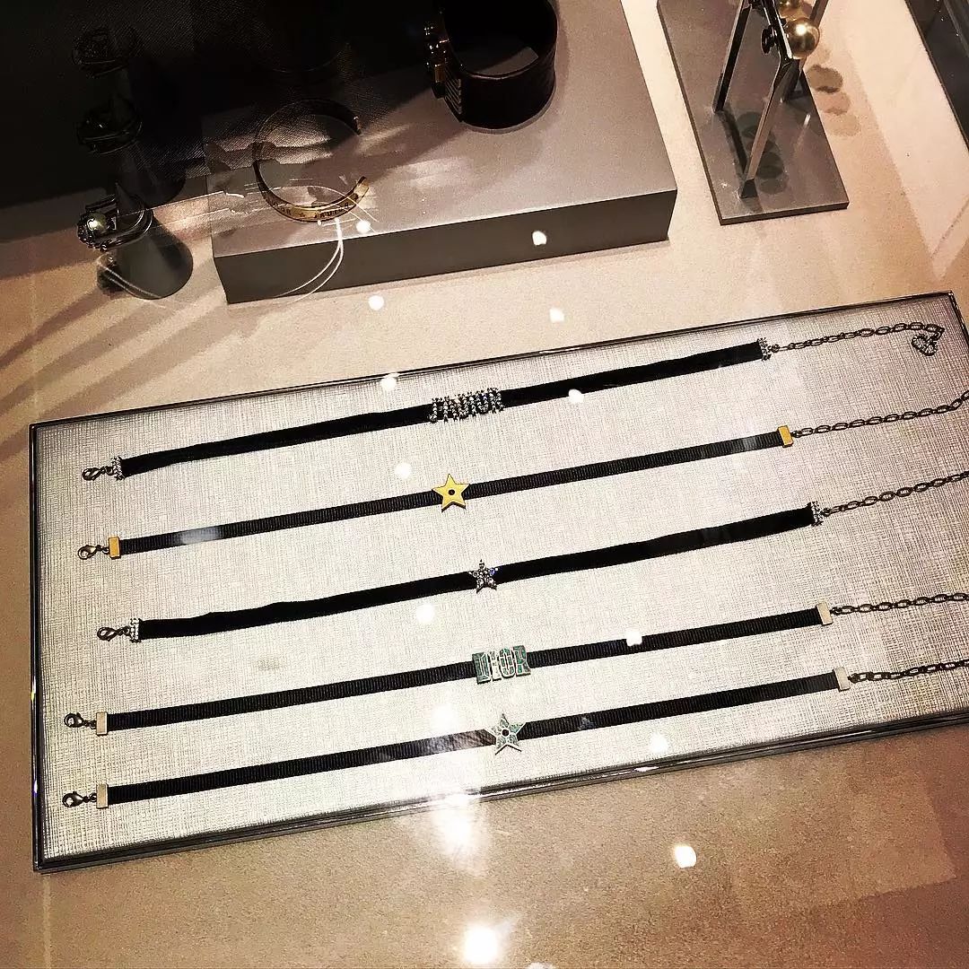 时髦办|Lisa这磨人的小甜豆，居然敢给我种草爱马仕了？？？