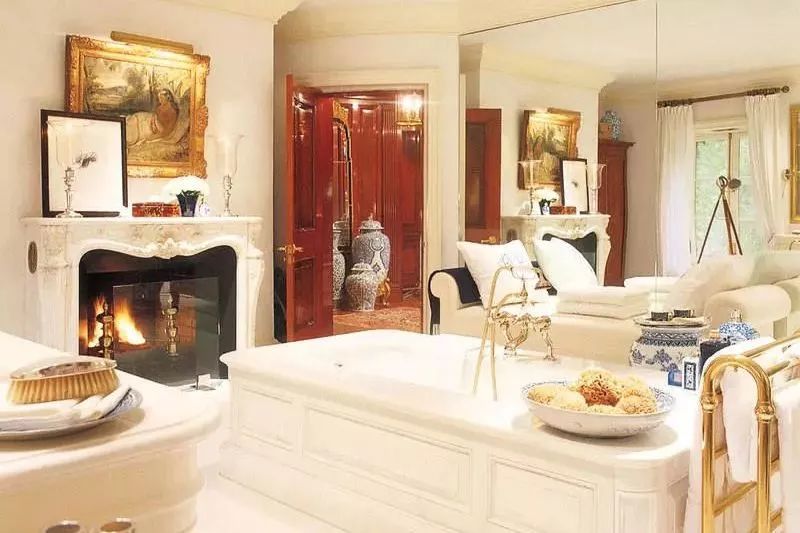 璧拌繎鏃跺皻澶у笀ysl,璧拌繘娉曞紡椋庢牸鐨勫