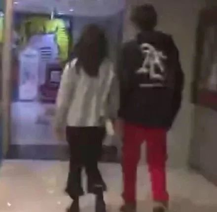 想恋爱又太怂！偶像失格说的就是Ta吧……