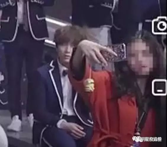 想恋爱又太怂！偶像失格说的就是Ta吧……