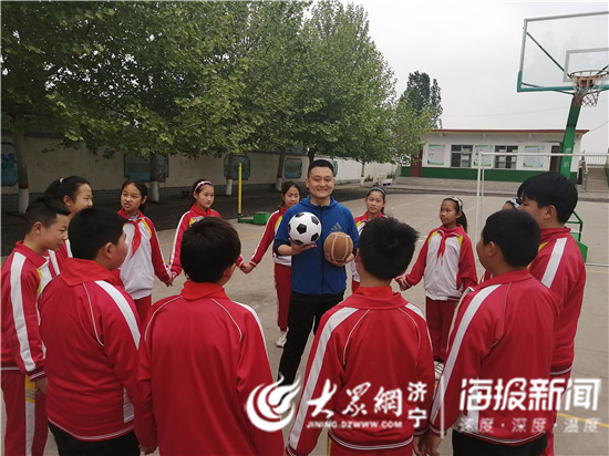 青春力量“助攻”足球精神射出一记社会文明“世界波”