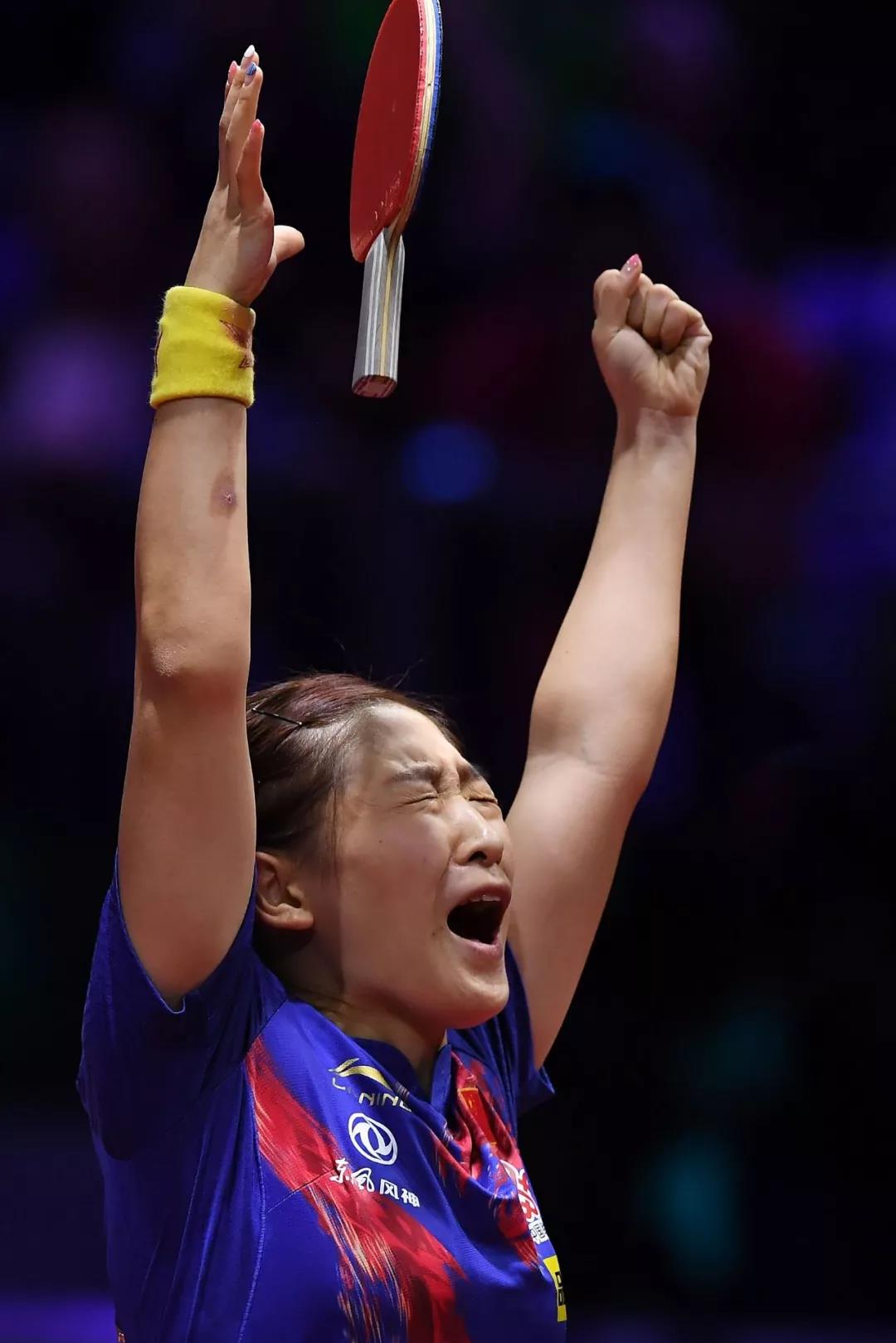 鍥涢潰浜旀槦绾㈡棗鍚屾椂鍗囪捣,鍥涢潰浜旀槦绾㈡棗鍗囪捣