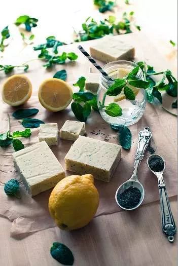 高跟鞋舒服不累脚日常百搭,高跟鞋这样穿24小时都不累