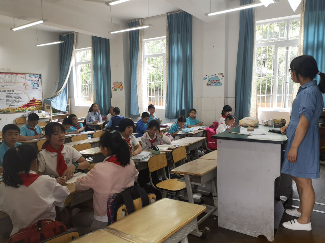 成都课后服务实施方案,成都市中小学课后托管