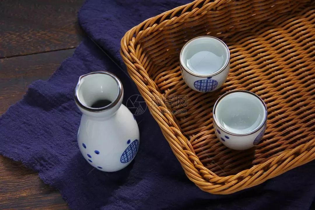 湖州南浔假酒案件,南浔警方破获假酒案最新消息