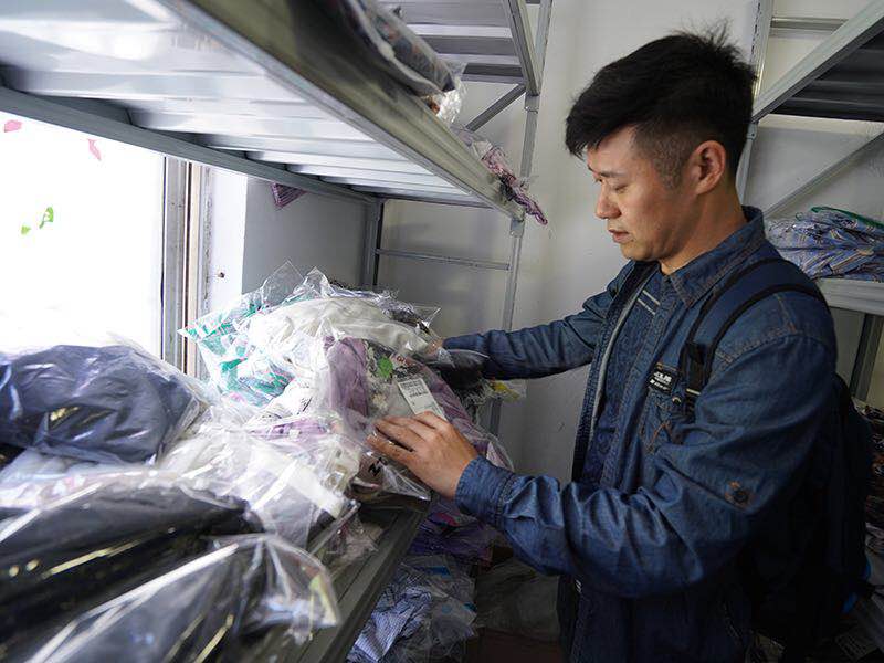 上海最新假冒服装案件,上海破获假冒服装