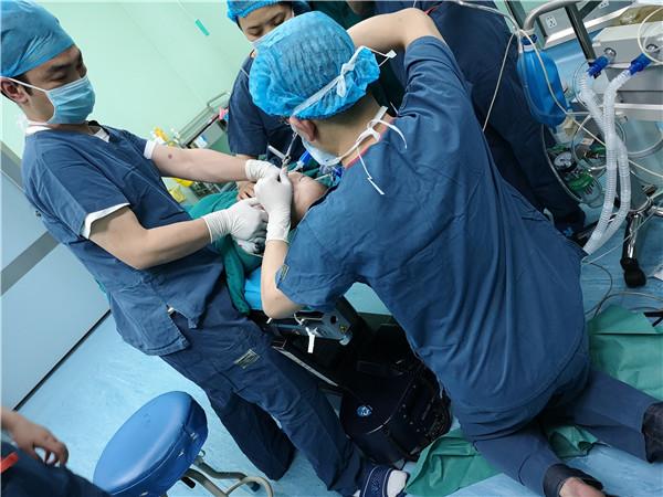 11岁男孩误吞硬币怎么办,1岁多孩子误吞硬币怎么办