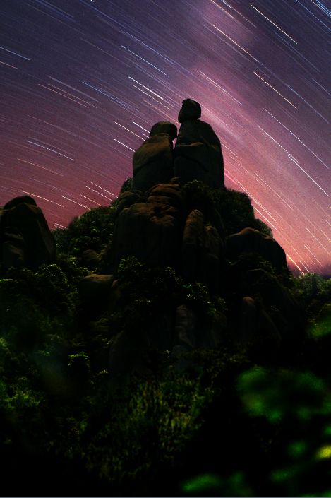 有海上天湖佛国仙都之美誉的城市,游玩一座神奇山