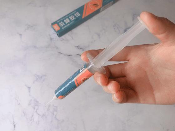 轻轻一贴蟑螂一窝端,广州蟑螂怎么消灭