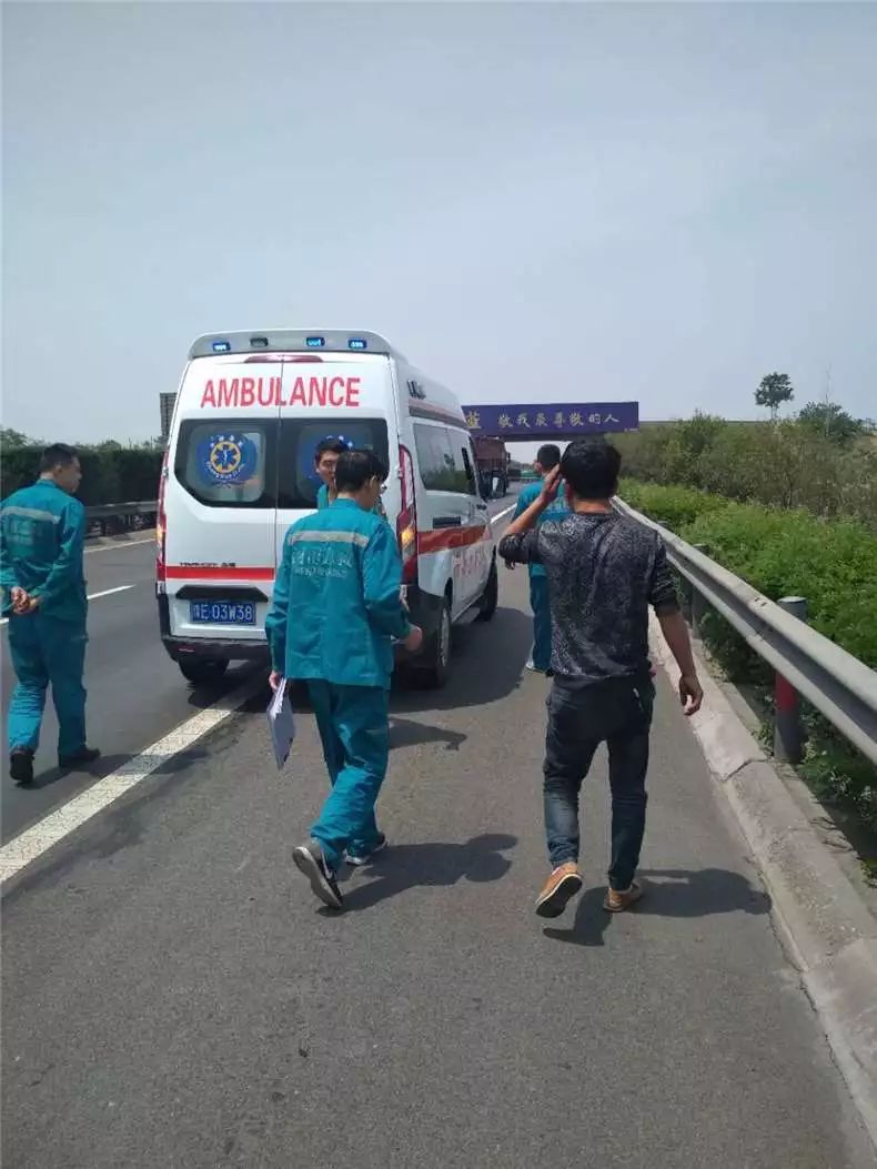 大货车司机被马蜂蜇昏迷,司机被马蜂蜇伤昏迷怎么办