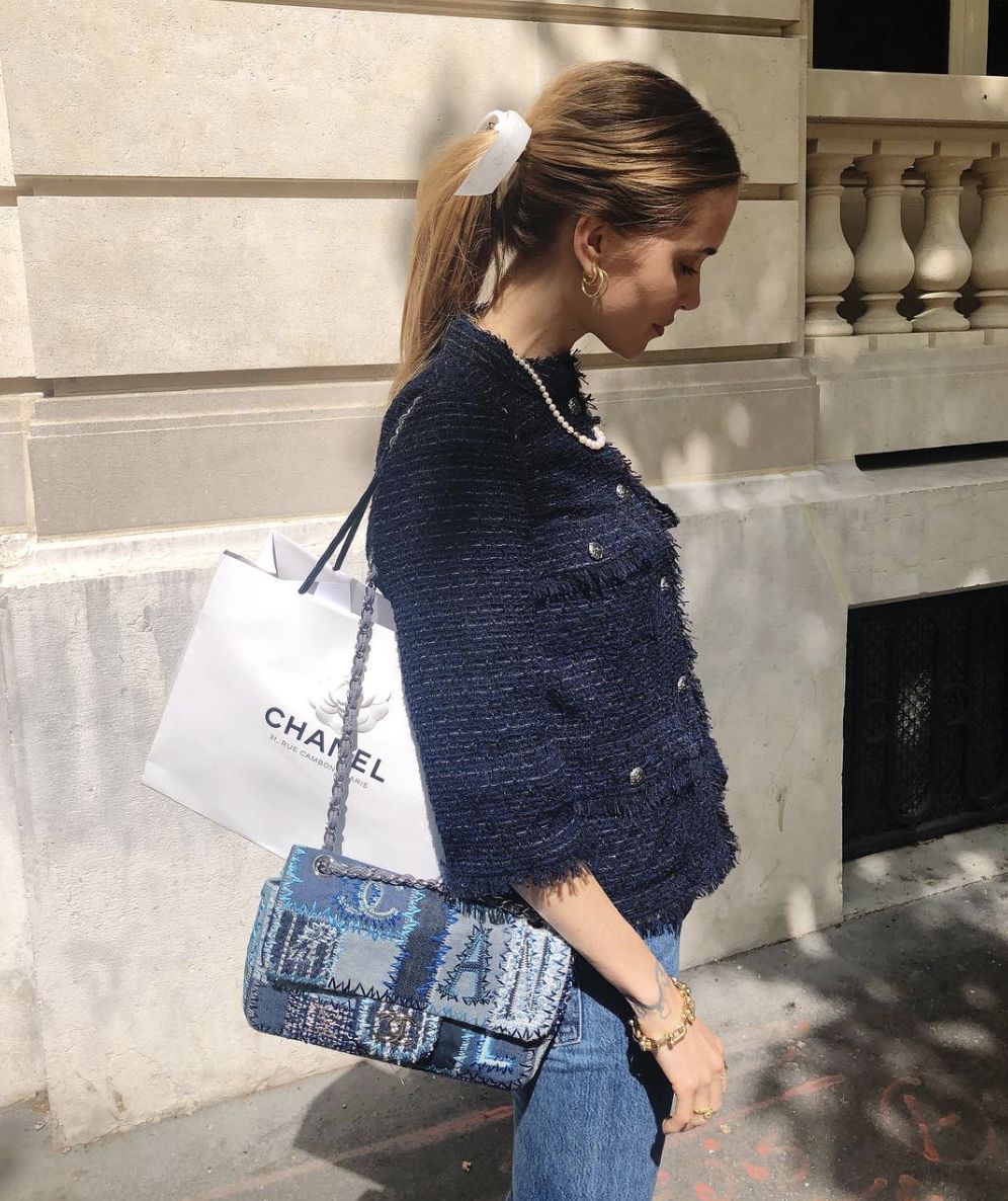 都在看MetGala的群魔乱舞,我却被哈卷的珍珠耳环给吸走!