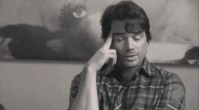 家用拖把收纳工具挂墙上,拖把挂架收纳神器最新款免打孔