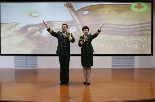 护士节表彰大会致敬老前辈,护士节表彰满三十年护士