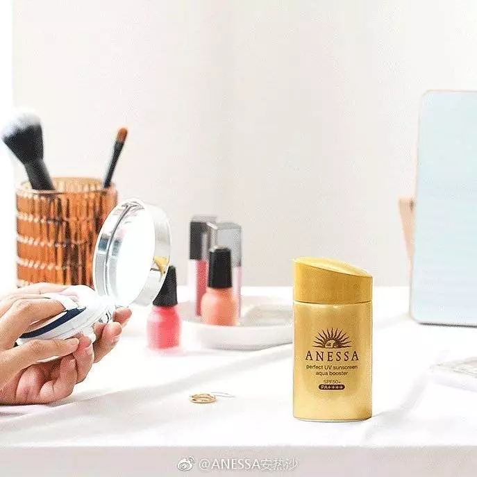 青春这个东西一文不值,青春这东西好像怎样看都会被辜负