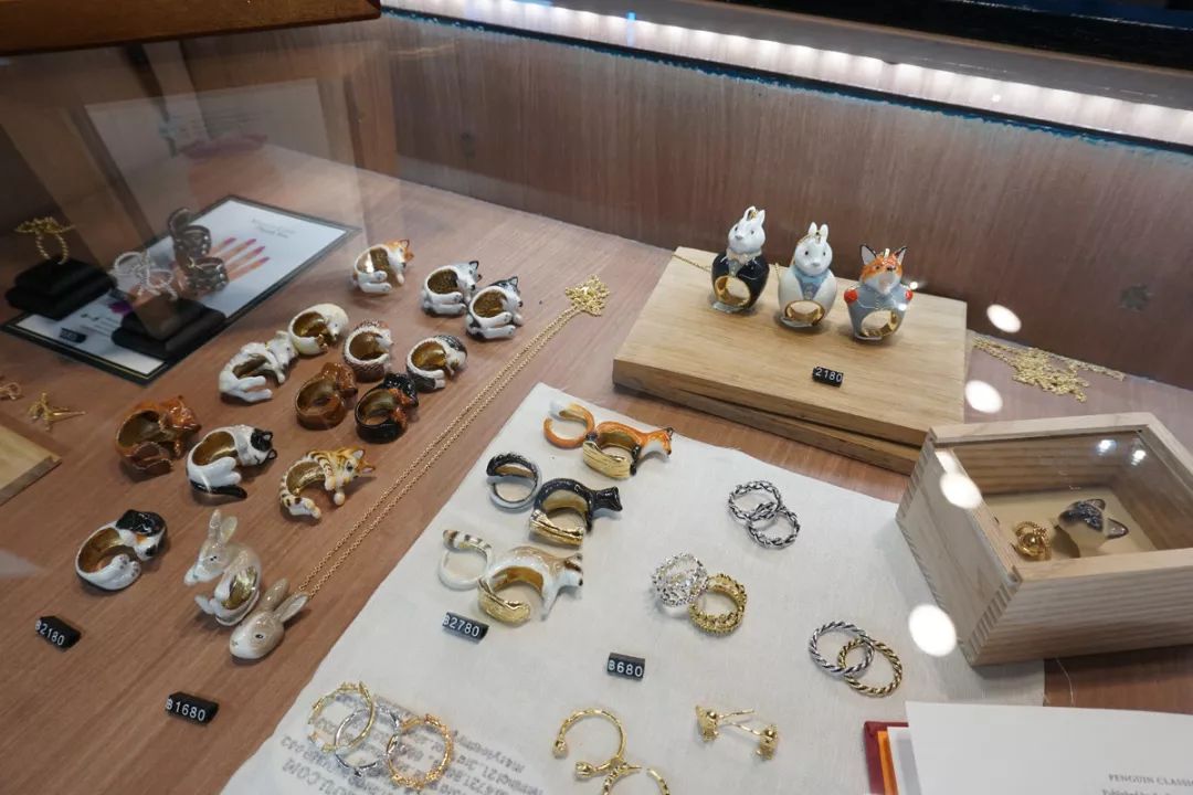 泰国曼谷值得买的衣服,泰国旅游购物潮牌推荐