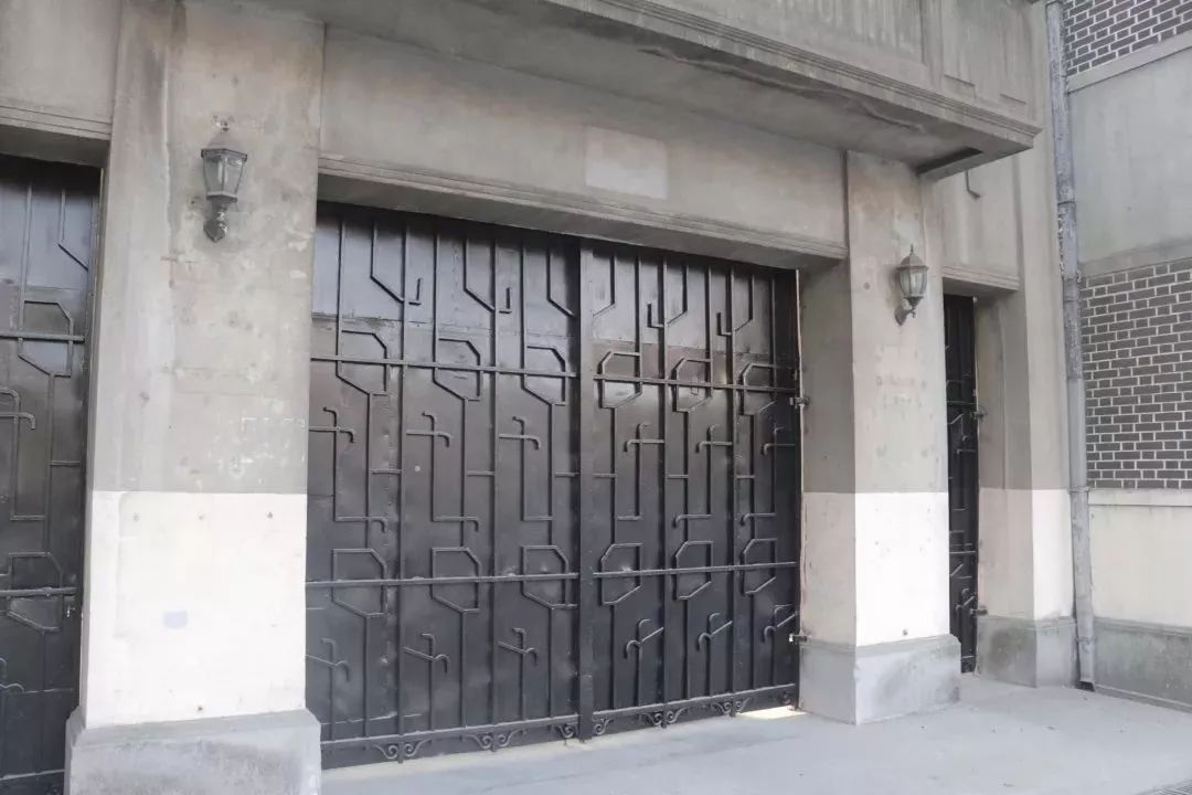 没事不敢进，有事不想进，闵行这座神秘的红房子竟大有来头！