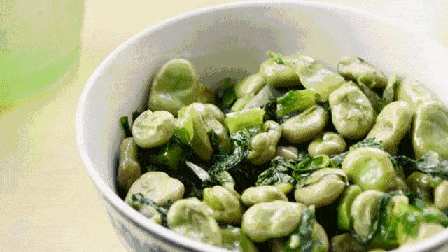 镇江人餐桌上都有,4岁男孩吃了两勺这个菜,抢救了两周才活过来!当心!