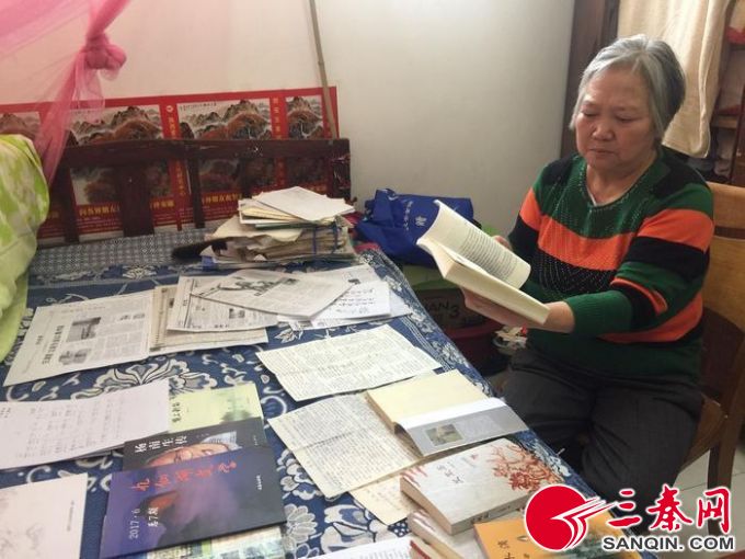 58岁的农村大妈学写作,55岁大妈学写作