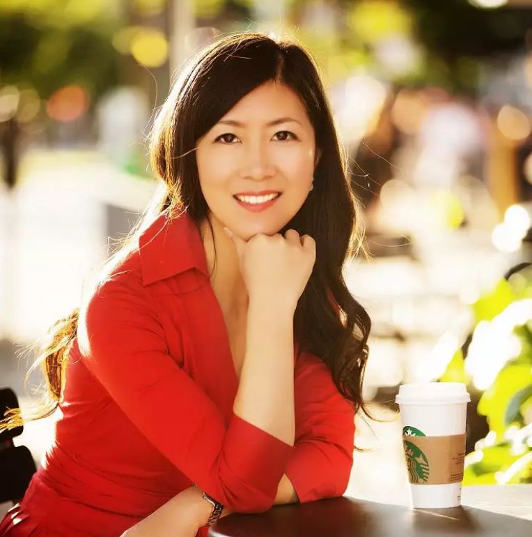 高情商女人饭桌敬酒说话技巧,听书高情商女人30种说话技巧