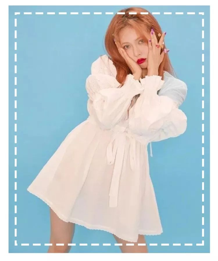 lisa新打歌服发光,lisa同款蓝色打歌服