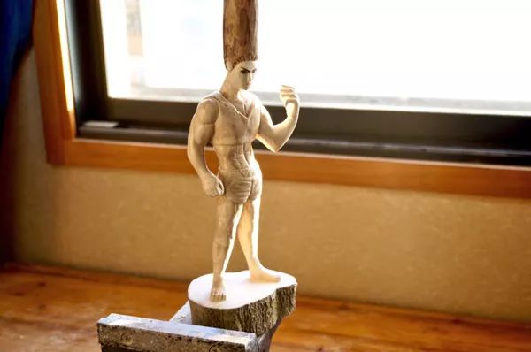 日本“手工鬼才”捏的小动物模型，比表情包还沙雕