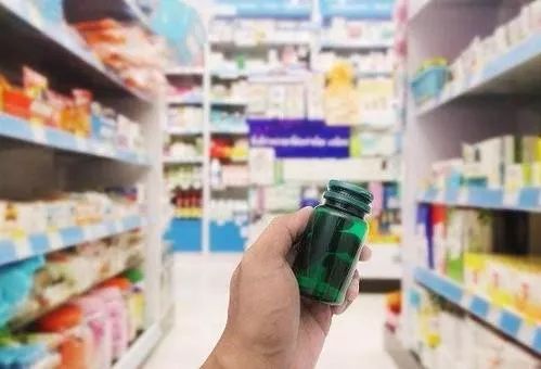 如何规避网购药品可能出现的陷阱,去药店买药有没有什么猫腻
