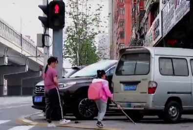 这15张“*拍偷**照”,暴露了父母的真面目!