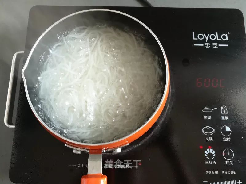 嗦（suo）粉是什么操作？难道只有南方人才知道吗？