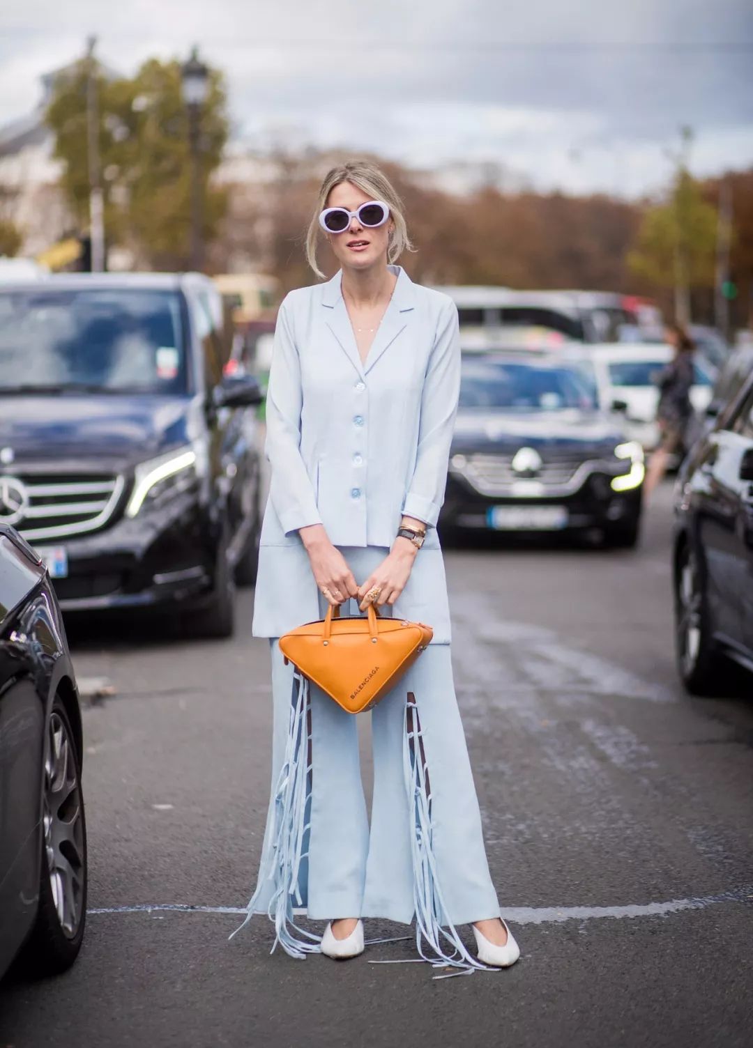 时髦人的夏天，从裤腿开衩开始