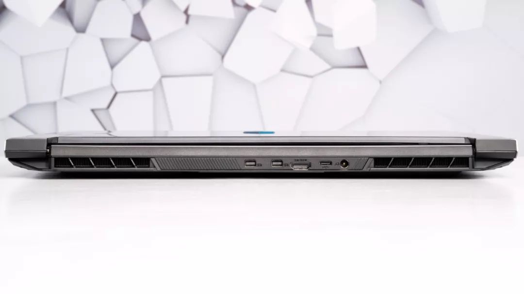 配置最高的游戏本推荐,聊聊今年游戏本的最大缺点