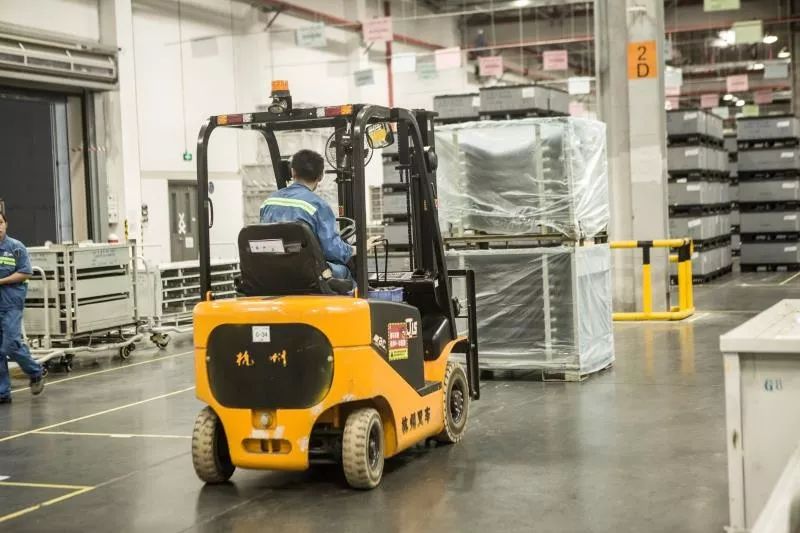 「定向培养、高薪就业」叉车驾驶、焊工、汽修、厨师、电装技能培训，学习技术好去处