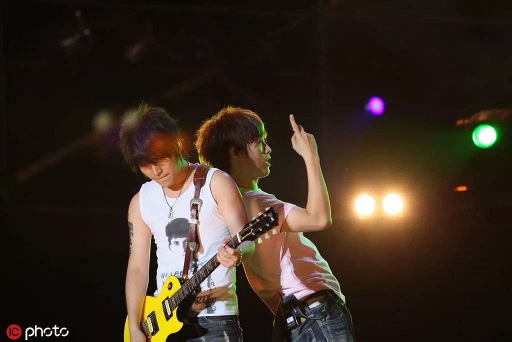 22年了，我们为什么还在听*月天五**