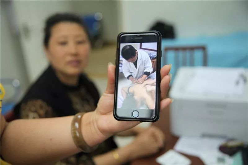 喜欢“追”人的玉屏罗医生