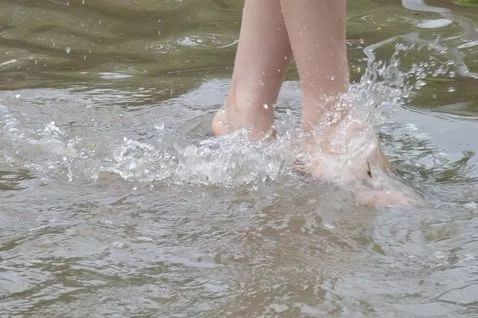 江西暴雨对人的危害,暴雨天容易得什么病