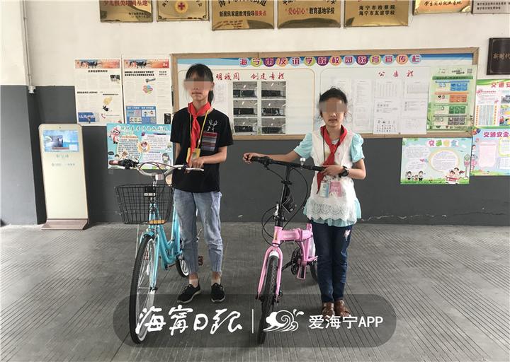 意外收到小朋友的礼物,小朋友收到神秘礼物