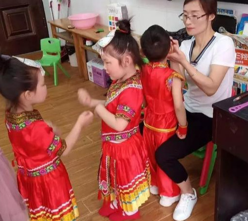 五山幼儿园六一汇演直播,甘寨中心幼儿园六一汇演