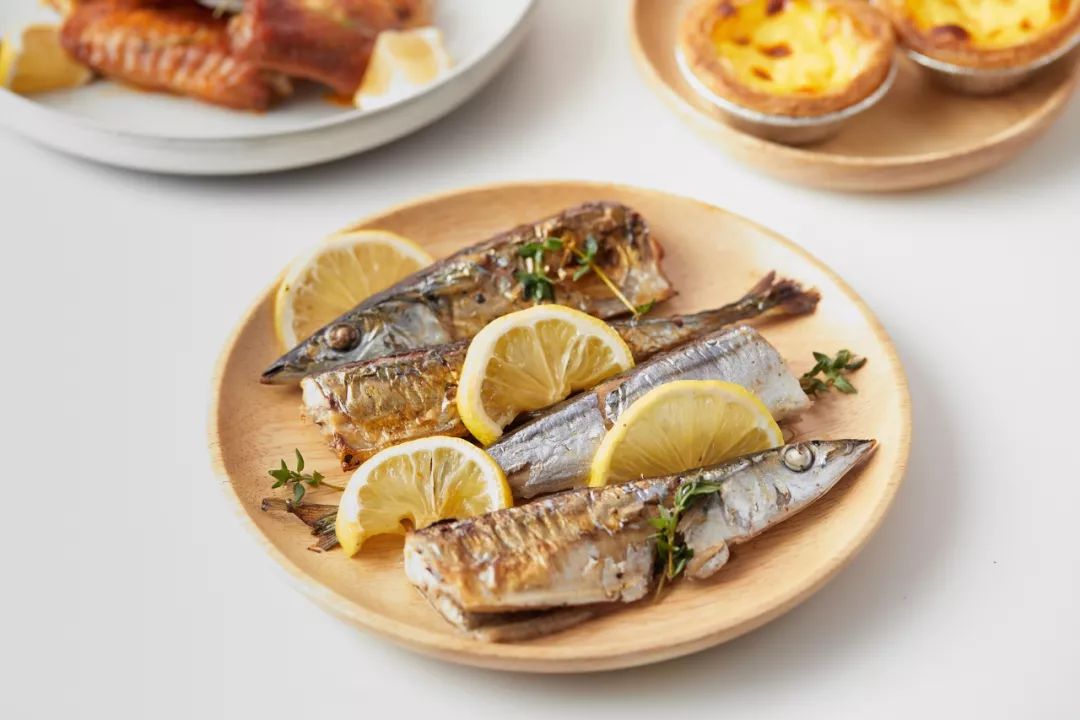 日本产200多元的小型烤箱,日本蒸汽烤箱299元