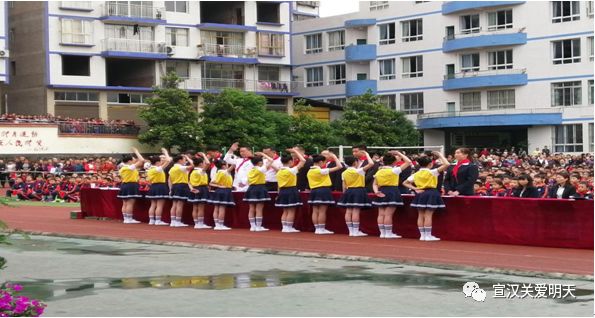 【六一特辑】“经典咏流传共圆中国梦”——胡家镇小学成功举办校园科技文化艺术节暨庆“六一”活动