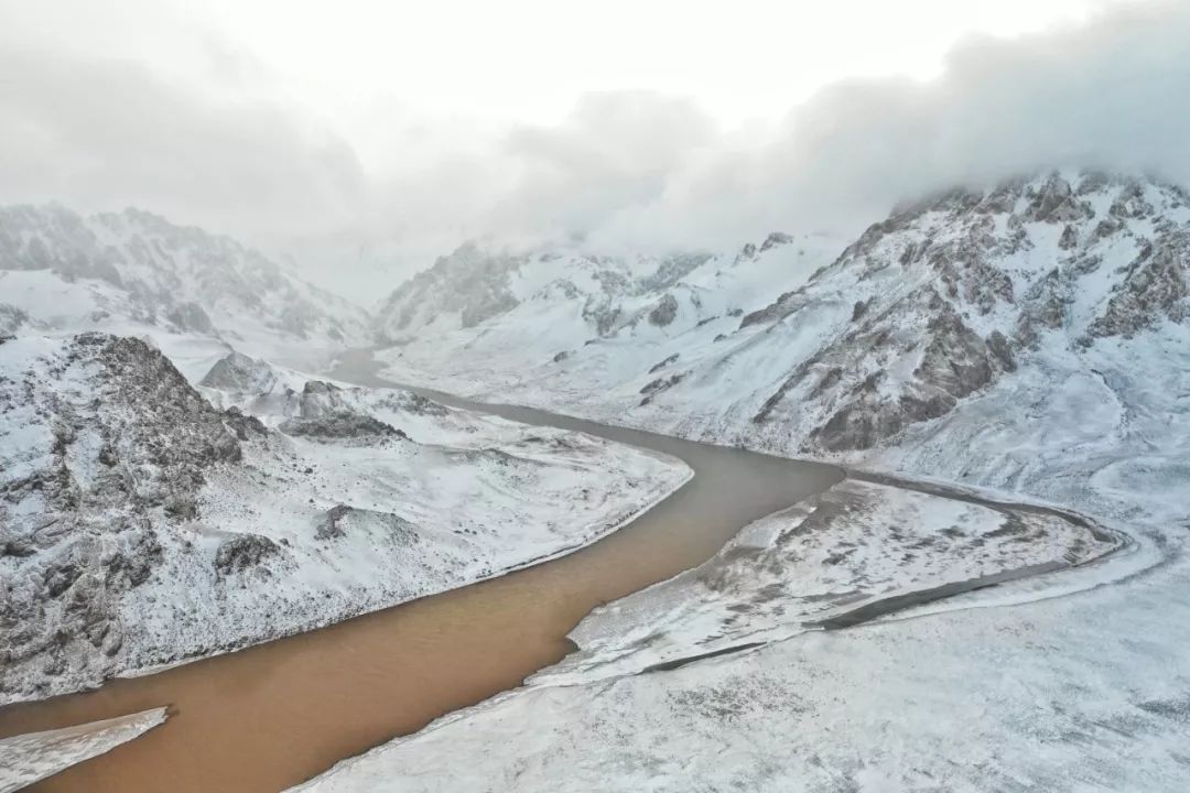 冬季无后援，他用桨板独漂八百里通天河