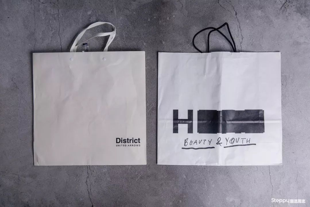 很想问问，你们有收集品牌包装袋或吊牌的癖好吗？