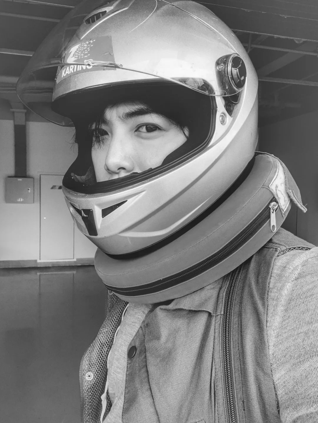 走南闯北头一遭|睡进国际汽联二级赛车场是怎样一种体验？